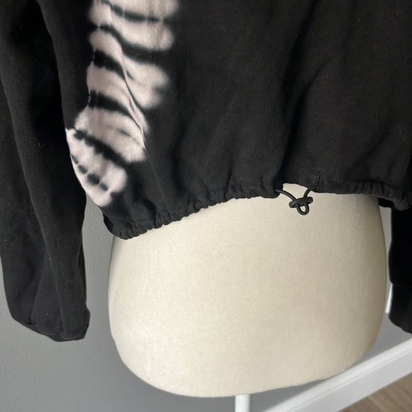 Heroine Sport Black Tie Dye Zip Up Cropped Hoodie - Picture 6 of 8
